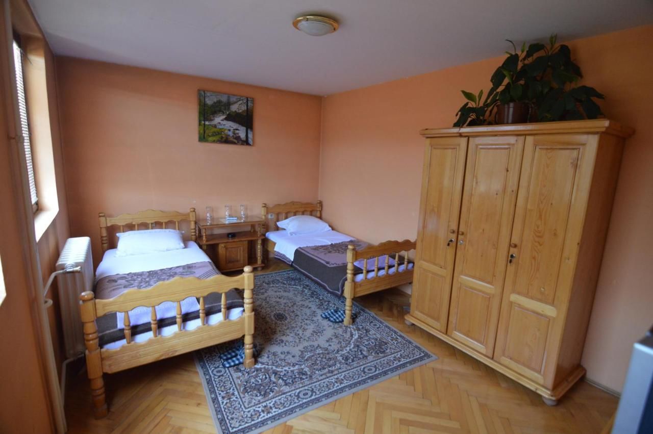 Отель Hotel 24 jul Плевля-21