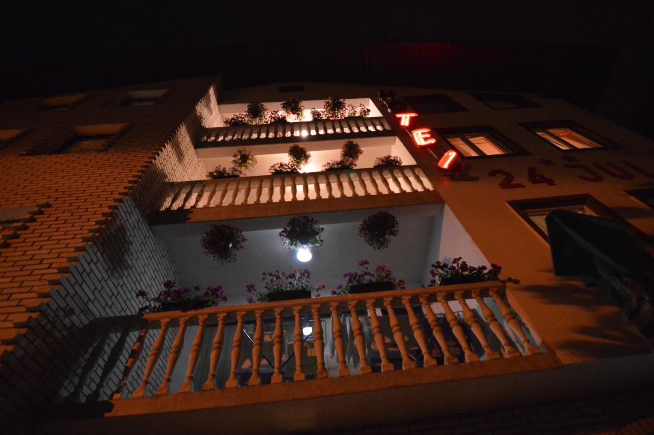 Отель Hotel 24 jul Плевля-7