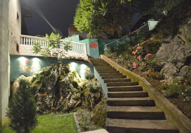 Отель Hotel 24 jul Плевля-12